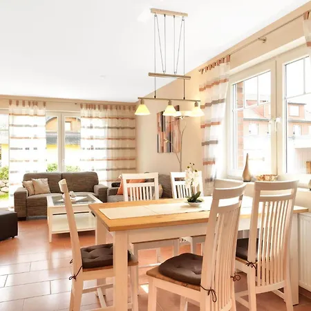 Haus Seeschwalbe בית נופש *